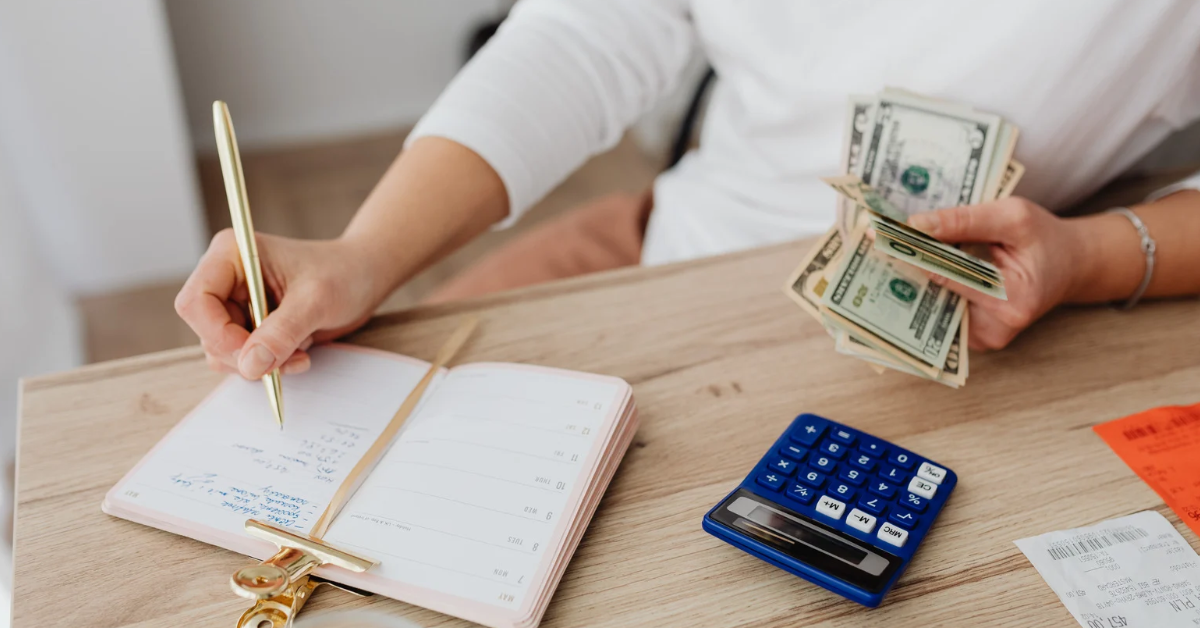 Financial Planning Tips for OFWs: Saving Smart While Working Abroad